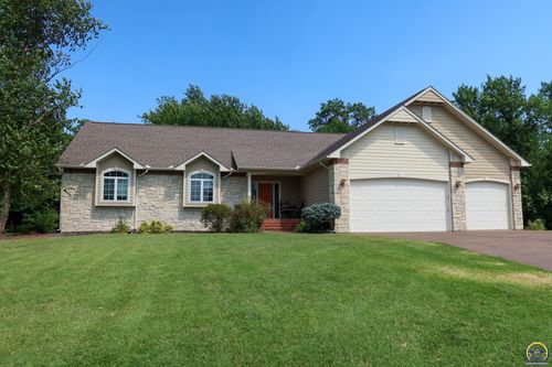 707 Deer Trail St, Parsons, KS, 67357-2116 | Card Image