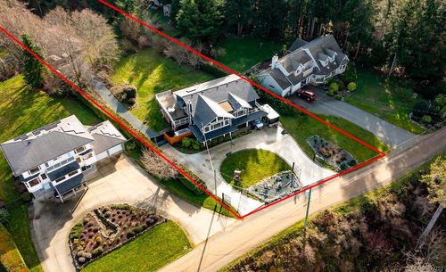 321 Wireless Rd, Comox, BC, V9M3T7 | Card Image
