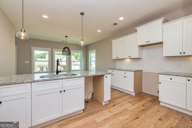65 Oakhurst Trl, House other with 4 bedrooms, 4 bathrooms and null parking in Sharpsburg GA | Image 10
