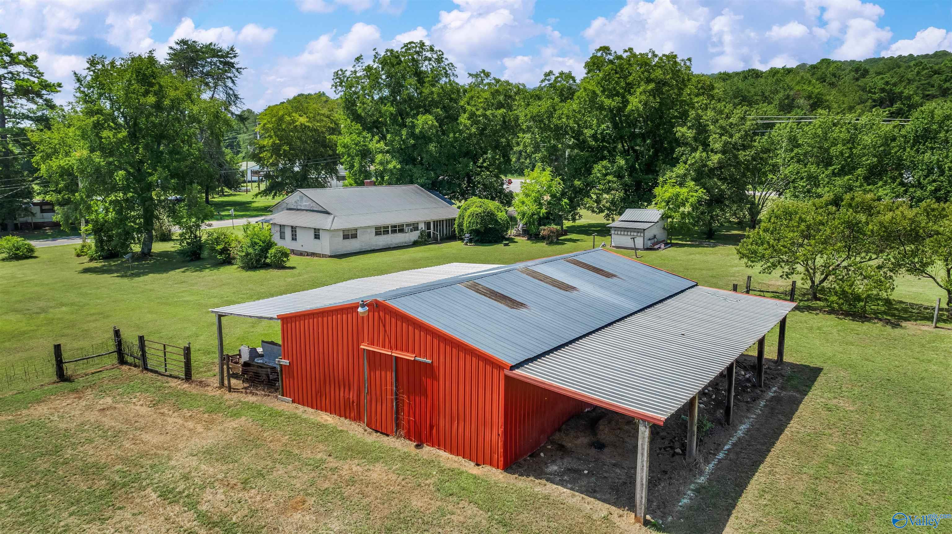 Us Highway 11 , Fort Payne, AL 35967