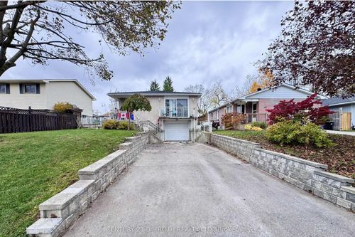 main-141 Gunn St, Barrie, ON, L4M2H6 | Card Image