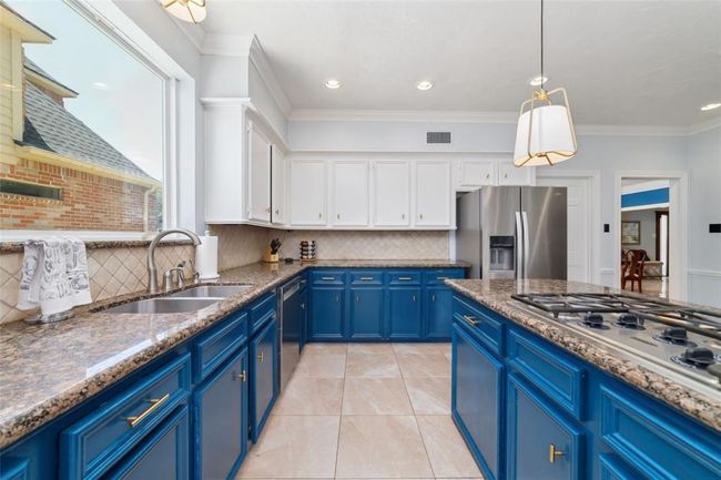 17507 Shelburne Ln, House other with 5 bedrooms, 4 bathrooms and 2 parking in Spring TX | Image 9