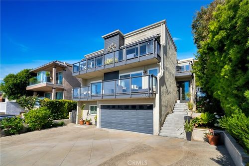 920 Quivera St, Laguna Beach, CA, 92651-3819 | Card Image