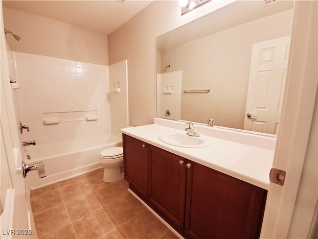 9069 Tantalizing Ave, House other with 3 bedrooms, 3 bathrooms and null parking in Las Vegas NV | Image 16