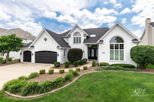 3136 Treesdale Ct, Naperville, IL, 60564-4609 | Card Image