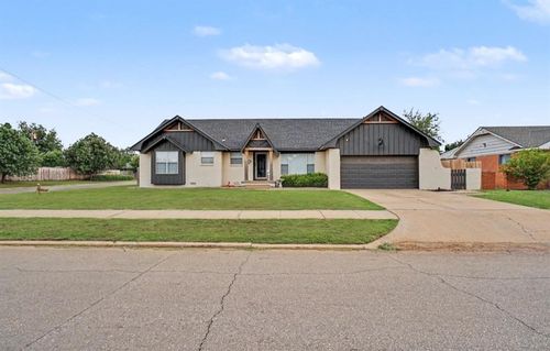 208 Mockingbird Dr S, Altus, OK, 73521-1728 | Card Image