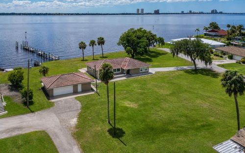 1808 Stevenson Road, North Fort Myers, FL, 33917 | Card Image