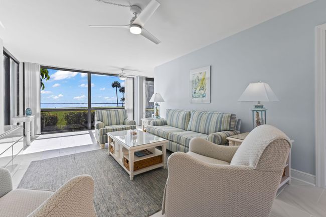 APT-104 - 3472 Ne Causeway Blvd, Condo with 2 bedrooms, 2 bathrooms and null parking in Jensen Beach FL | Image 10