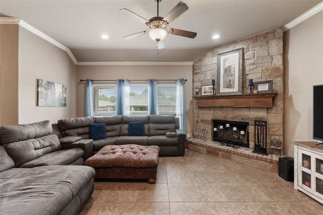 3308 Ten Bits Dr, House other with 4 bedrooms, 3 bathrooms and 4 parking in Belton TX | Image 8