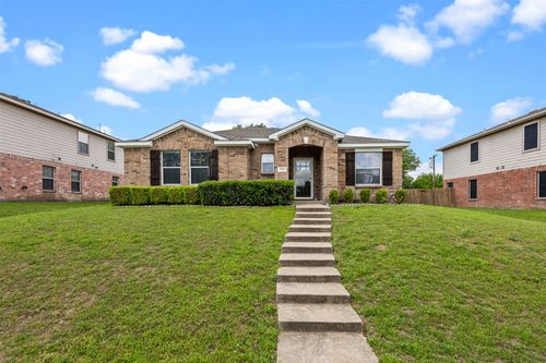 1117 Beeblossom Dr, DeSoto, TX, 75115-6648 | Card Image