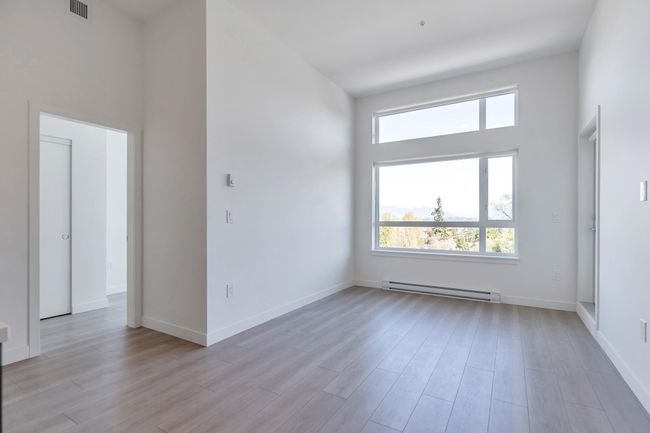 619 - 10777 138 Street, Condo with 2 bedrooms, 2 bathrooms and 1 parking in Surrey BC | Image 12