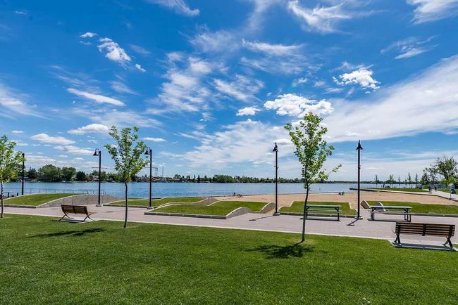 228 Rainbow Falls Green, Home with 3 bedrooms, 3 bathrooms and 4 parking in Chestermere AB | Image 50