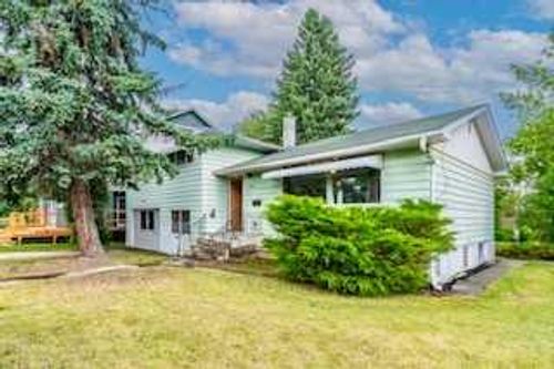 2628 Capitol Hill Cres Nw, Calgary, AB, T2M4C3 | Card Image