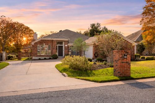 604 Cutty Trl, Lakeway, TX, 78734-4112 | Card Image