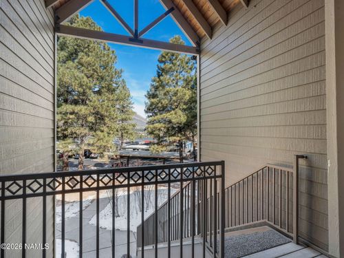 221-1401 N 4th St, Flagstaff, AZ, 86004-7843 | Card Image