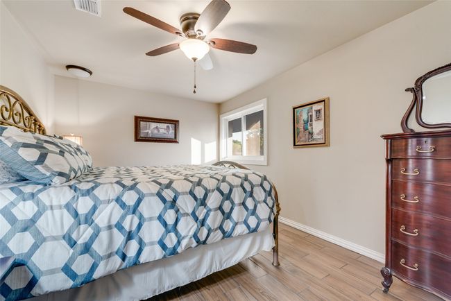 1819 W Belt Line Rd, House other with 4 bedrooms, 4 bathrooms and null parking in Cedar Hill TX | Image 25