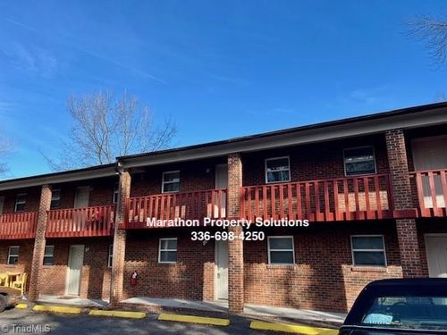 c-3214 Starlight Dr, Winston Salem, NC, 27107-4165 | Card Image