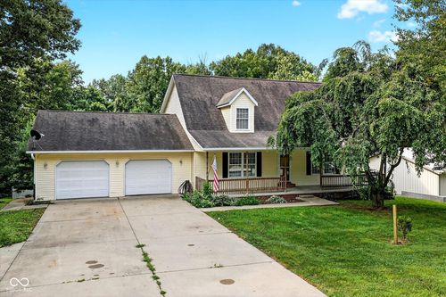 6623 W Megans Way, Ellettsville, IN, 47429-9201 | Card Image