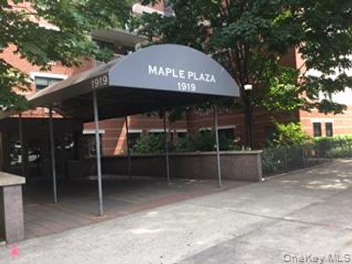 702-1919 Madison Avenue, New York, NY, 10032 | Card Image