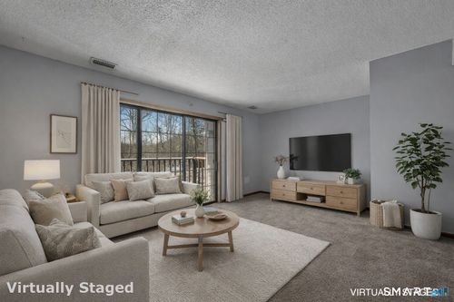204-54 N Mountain Rd, New Britain, CT, 06053-6404 | Card Image