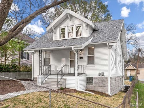 422 S Aurora St, Collinsville, IL, 62234-2860 | Card Image