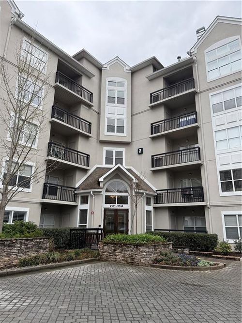 2511 River Green Drive Nw, Atlanta, GA, 30327 | Card Image