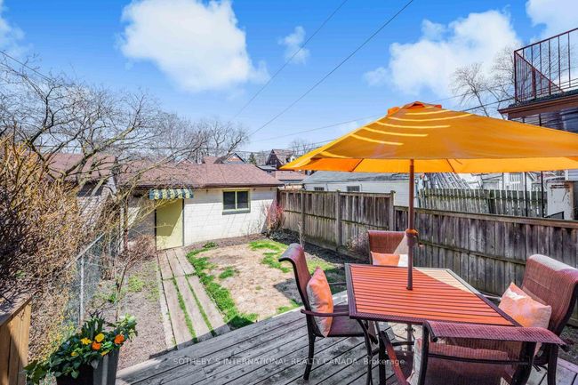 87 W Lodge Ave, House attached with 3 bedrooms, 2 bathrooms and null parking in Toronto ON | Image 38