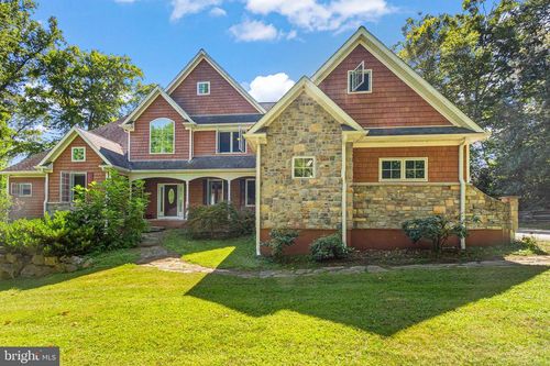 586 Corrine Rd, WEST CHESTER, PA, 19382-6780 | Card Image