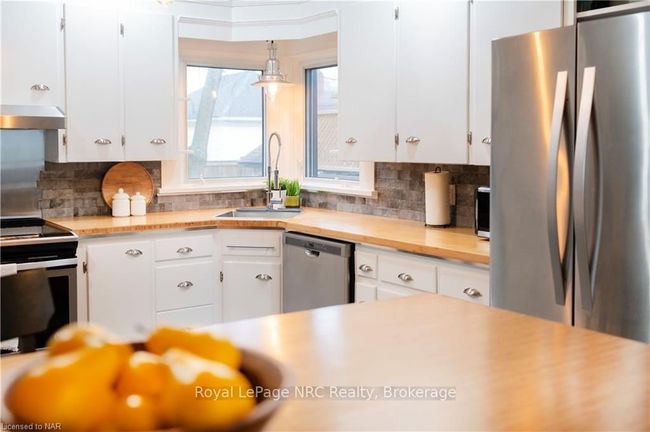 148 York St, House other with 2 bedrooms, 2 bathrooms and 2 parking in Saint Catharines ON | Image 8
