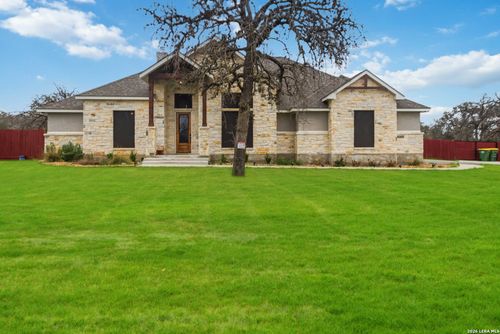 104 Hondo Rdg, La Vernia, TX, 78121-0176 | Card Image