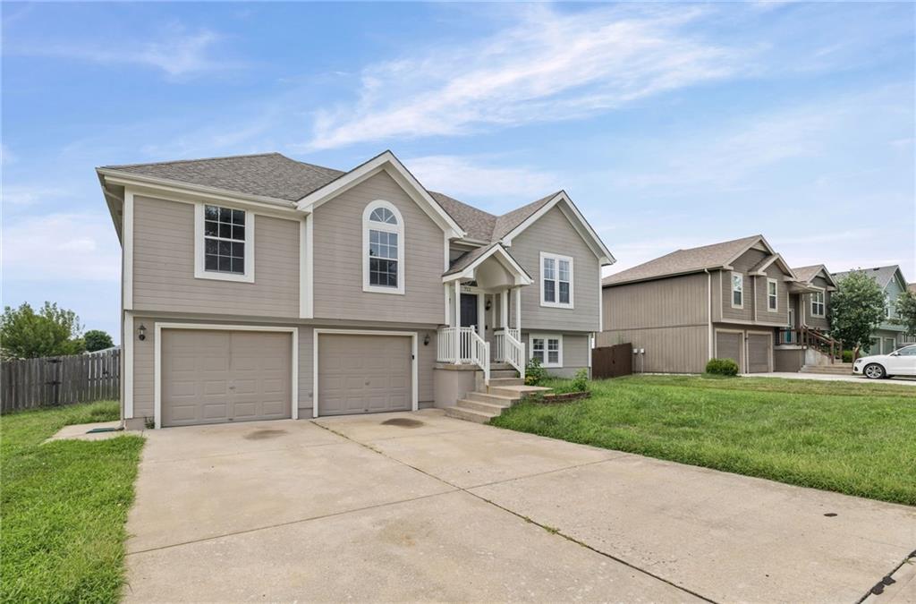 Residential in Raymore 2
