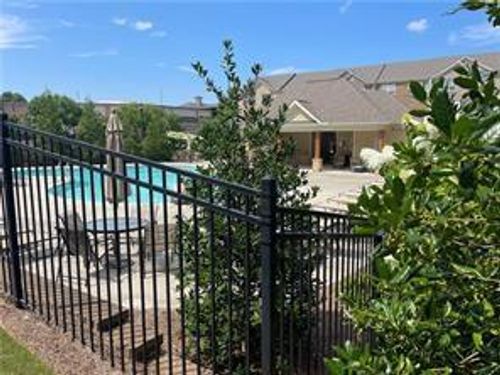 651 Sunset Park Dr, Suwanee, GA, 30024-5526 | Card Image