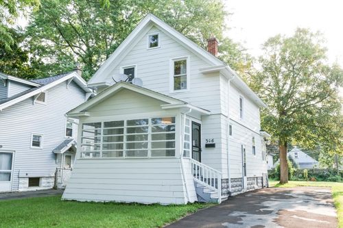 306 Curlew St, Rochester, NY, 14613-2107 | Card Image
