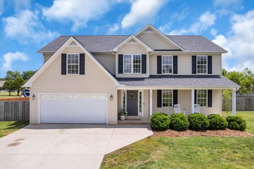 173 W Minster Dr, Baxter, TN, 38544-3553 | Card Image