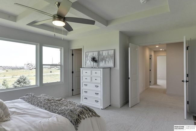 5513 N 191 St St, House other with 4 bedrooms, 3 bathrooms and 3 parking in Elkhorn NE | Image 40