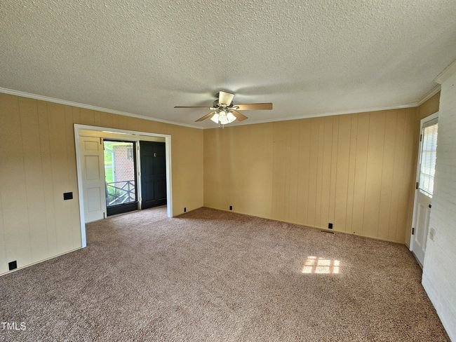 living room a | Image 7
