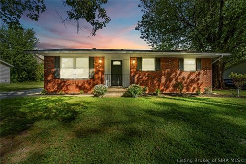 2080 Edgewood Dr, Charlestown, IN, 47111-1833 | Card Image