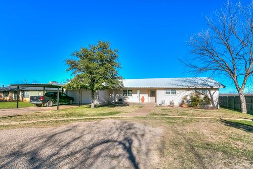 600 Mccarver Dr, Ballinger, TX, 76821-5024 | Card Image