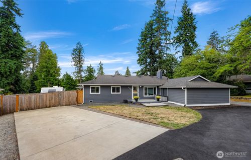 606 Morgan Rd, Everett, WA, 98203-5551 | Card Image