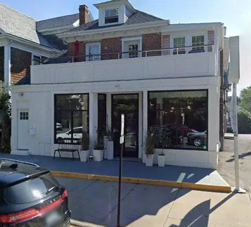 b-445 Broadway, Newport, RI, 02840-1796 | Card Image