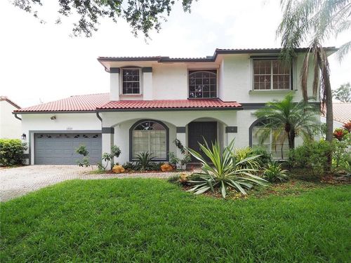 10749 Nashville Dr, Hollywood, FL, 33026-4903 | Card Image