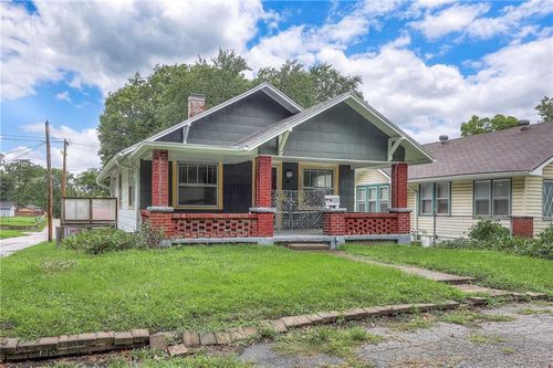 1242 S Hardy Ave, Independence, MO, 64052-2232 | Card Image