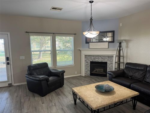 8415 Clover Leaf Dr, Rosenberg, TX, 77469-4867 | Card Image