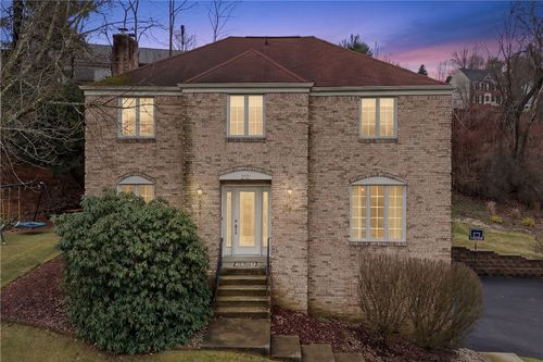 2521 Country Side Ln, Wexford, PA, 15090-7941 | Card Image