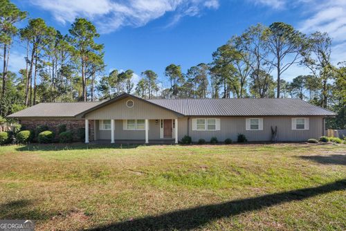 141 Nelson Ave, Lyons, GA, 30436-4067 | Card Image