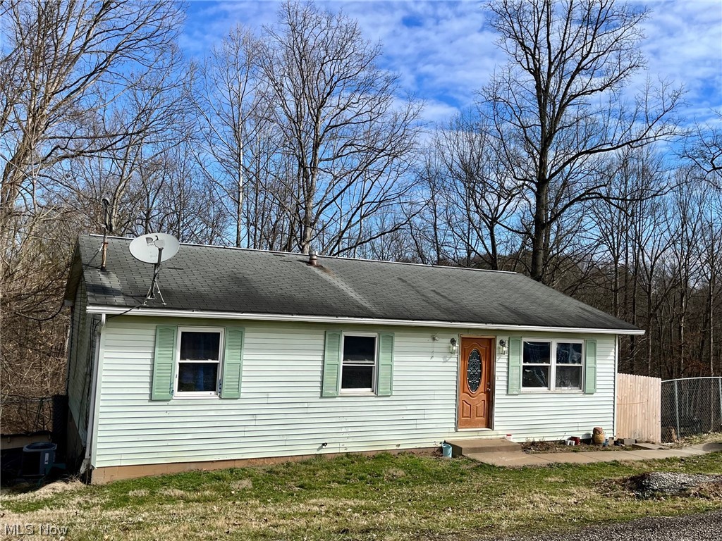 Rummer Rd, Marietta, OH 45750