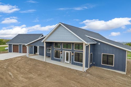 70638 215th Ave, Wabasha, MN, 55981-2803 | Card Image