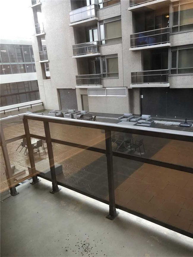 413 - 150 Main St W, Condo with 1 bedrooms, 2 bathrooms and 1 parking in Hamilton ON | Image 6