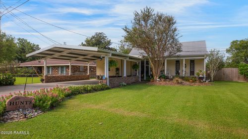 2418 Louisiana Dr, New Iberia, LA, 70560-7083 | Card Image
