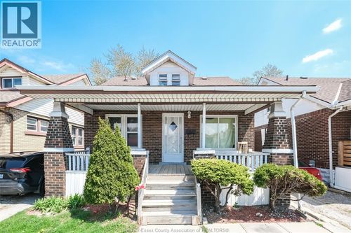 2288 Howard Ave, Windsor, ON, N8X3V1 | Card Image